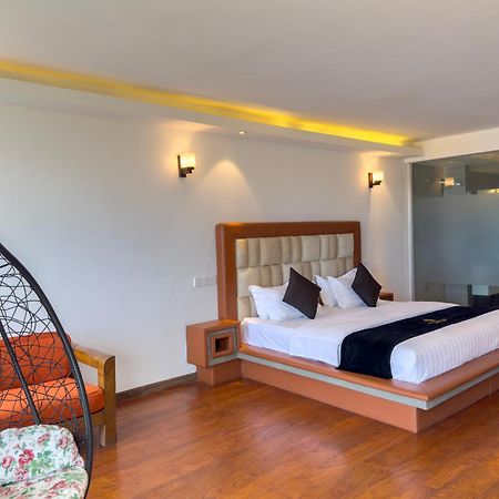 Mazarine Surf Suites Hiriketiya Dikwella Exterior foto
