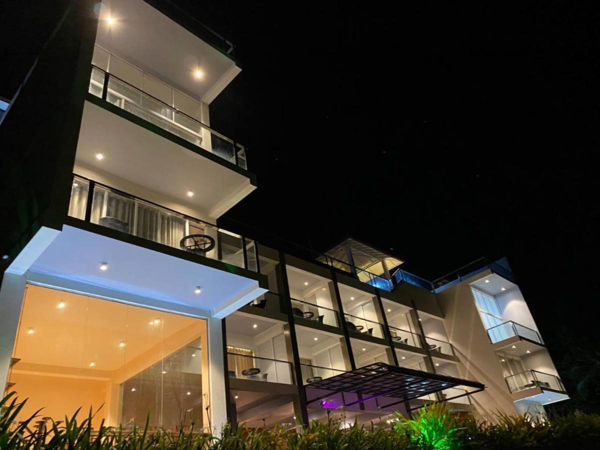 Mazarine Surf Suites Hiriketiya Dikwella Exterior foto
